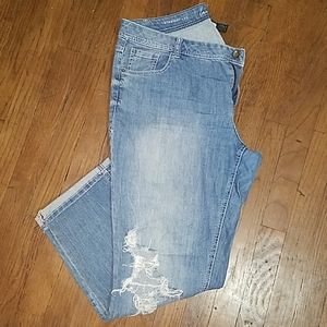 Ladies Crop Jeans